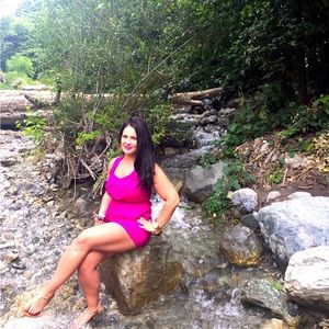 Brand Bebop size medium beautiful Fuchsia color